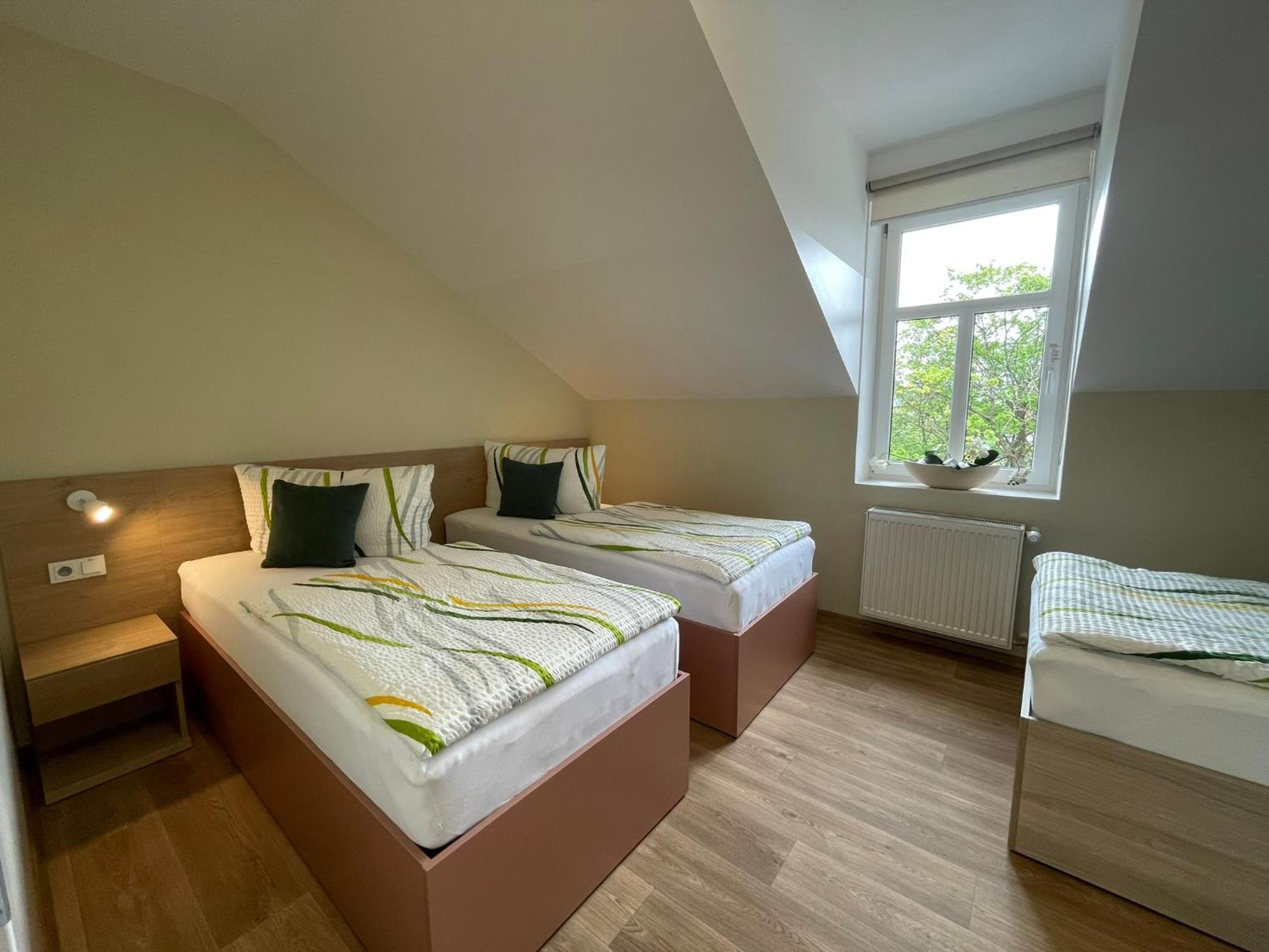 Apartmany Jasmin Ліберець Екстер'єр фото
