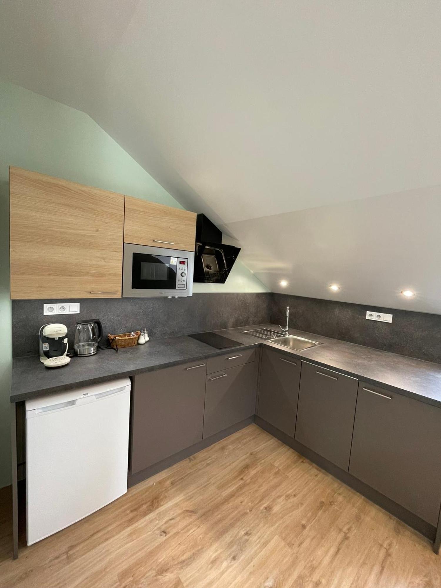 Apartmany Jasmin Ліберець Екстер'єр фото