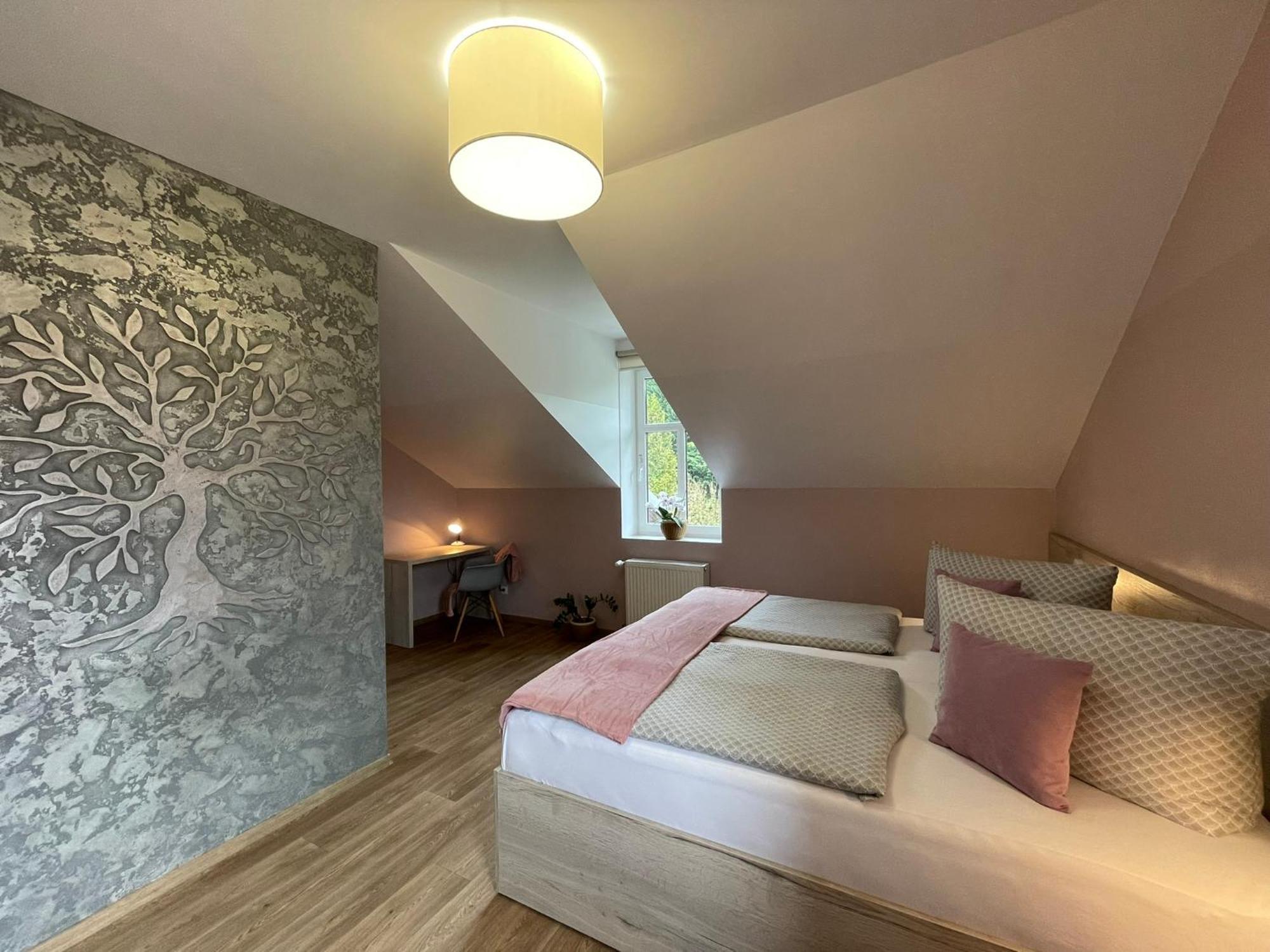 Apartmany Jasmin Ліберець Екстер'єр фото